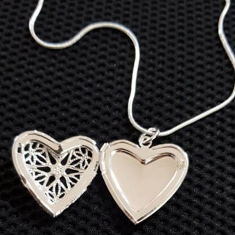 Silver Plated Necklace Heart design